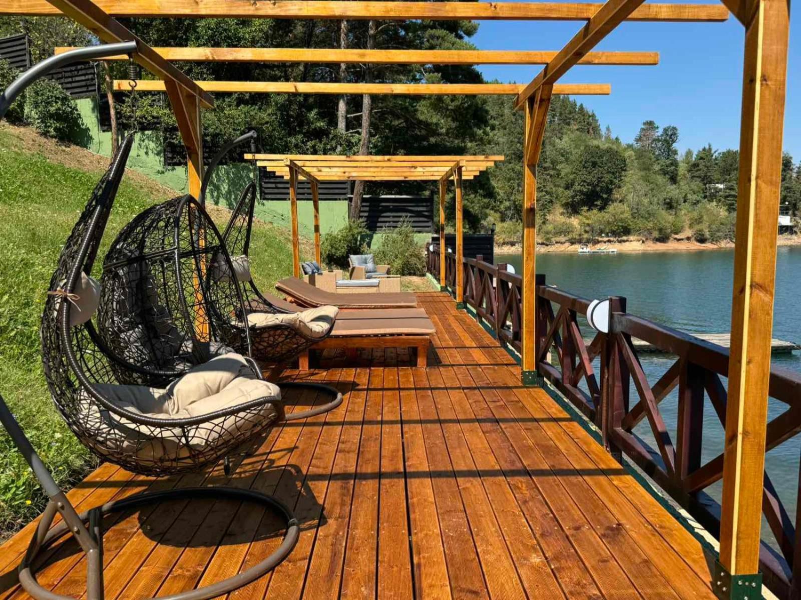 Villa Iskar Lake Residence By Bookvillabg Shtarkelovo Gnezdo Екстер'єр фото